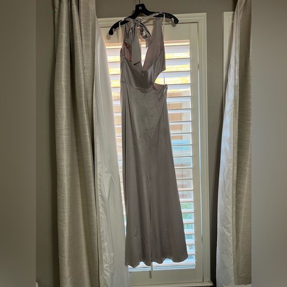 Halston Heritage Deep V Silver Dress - Picture 6 of 11